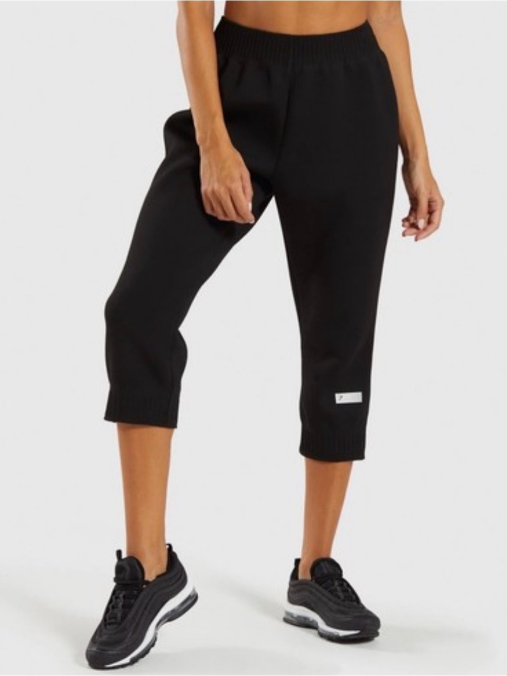 Gymshark cropped jogger size medium